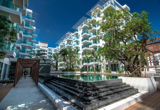 Fishermen's Harbour Urban Resort